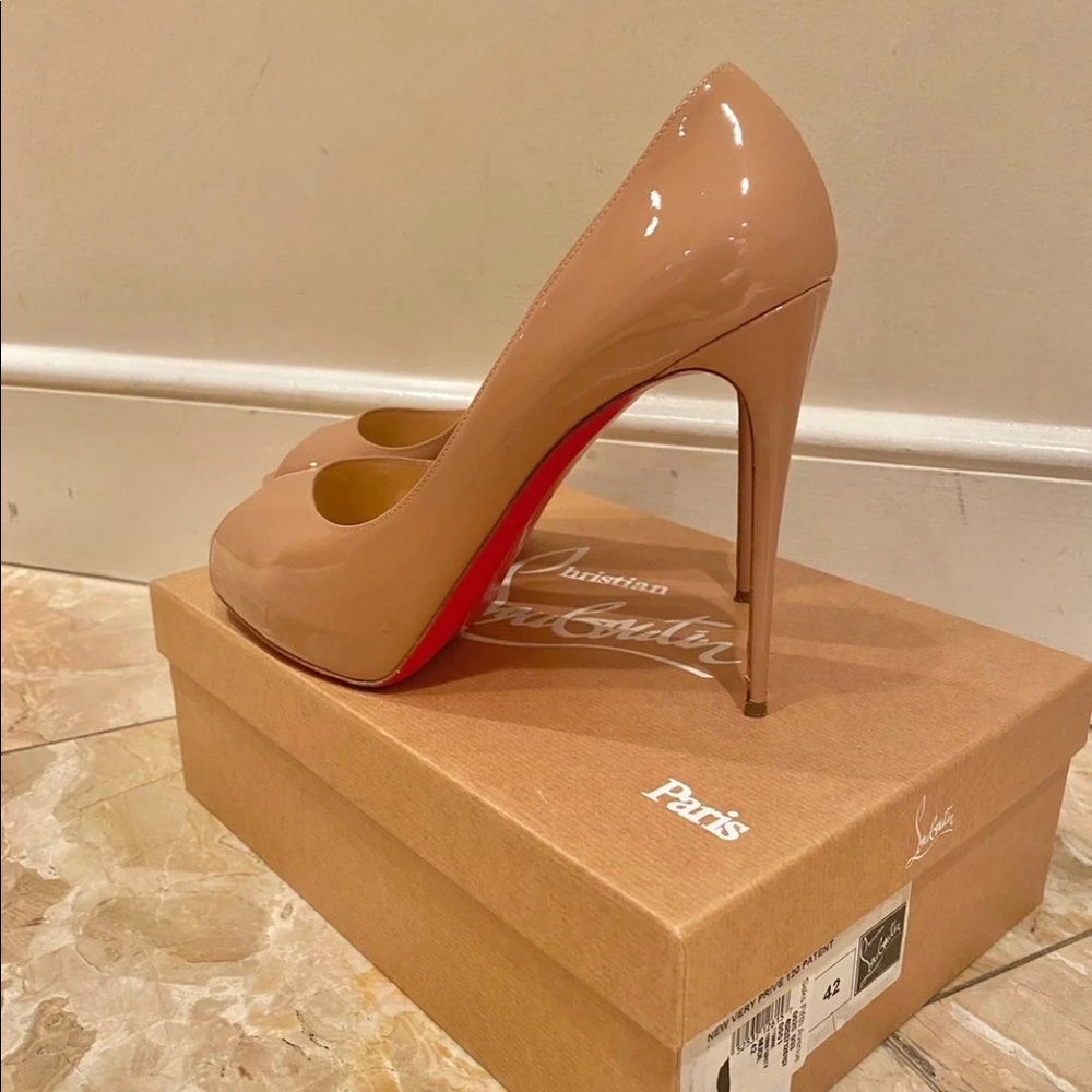 Christian Louboutin New Very Prive 120 Patent Pumps